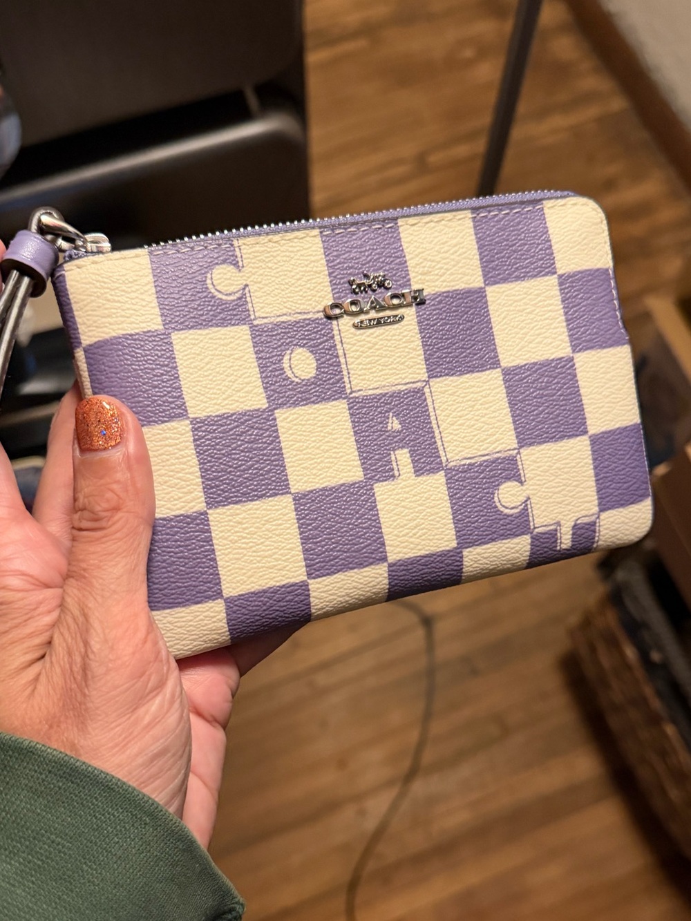 Like new Coach Lavender & Cream Checkered Wristlet